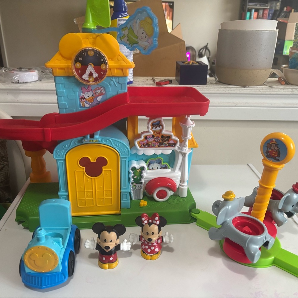 Fisher-Price Mickey & Friends Playset with Red, Yellow, Blue, Green Accents